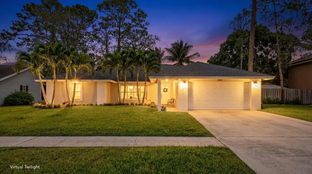 1064 Raintree Lane Wellington FL 33414