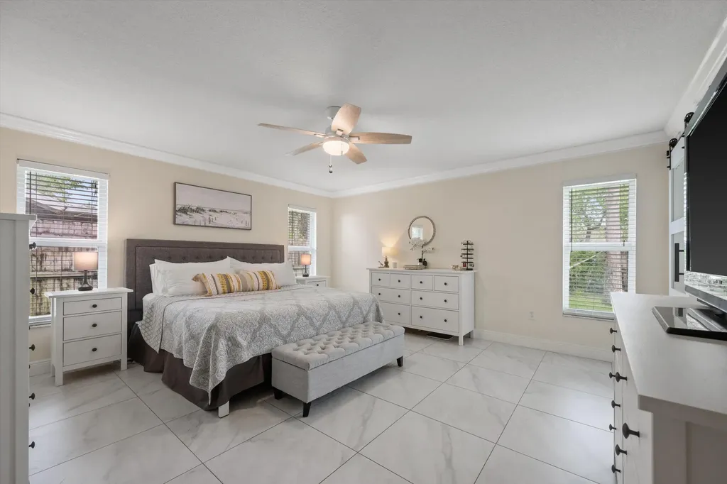 1064 Raintree Lane Wellington FL 33414