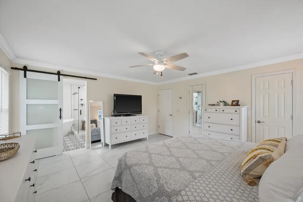 1064 Raintree Lane Wellington FL 33414