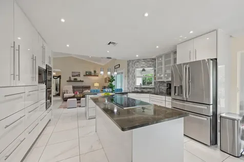 1064 Raintree Lane Wellington FL 33414