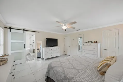 1064 Raintree Lane Wellington FL 33414