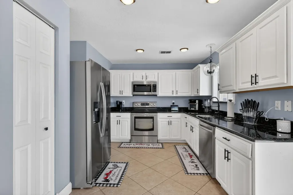 1991 SW Jamesport Drive Port St Lucie FL 34953