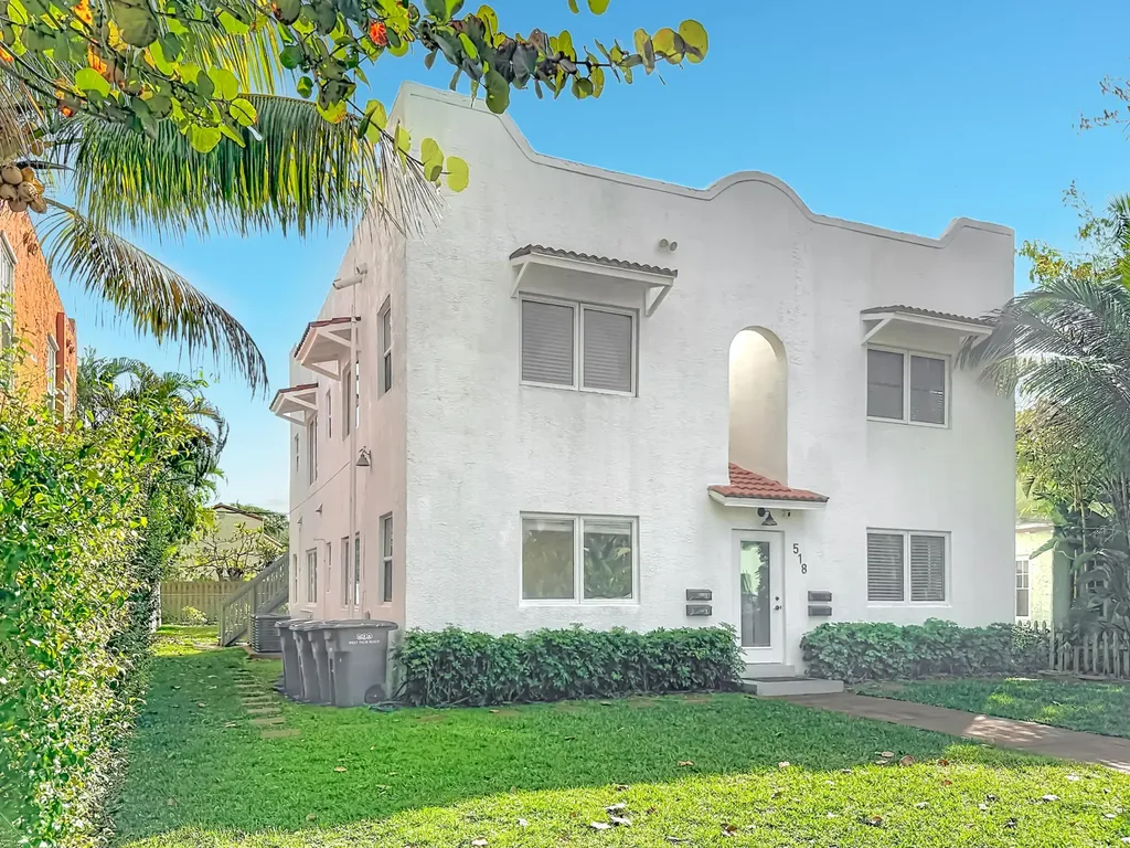 518 Biscayne Drive West Palm Beach FL 33401