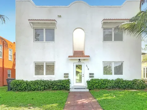 518 Biscayne Drive West Palm Beach FL 33401