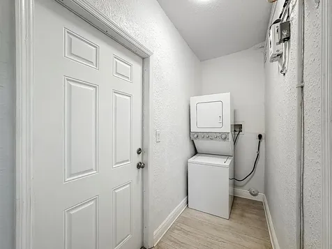 518 Biscayne Drive West Palm Beach FL 33401