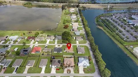 2186 SW Imperial Street Port St Lucie FL 34987