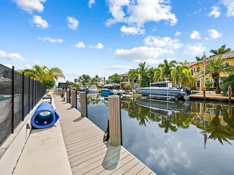 2420 NE 48th Street Lighthouse Point FL 33064