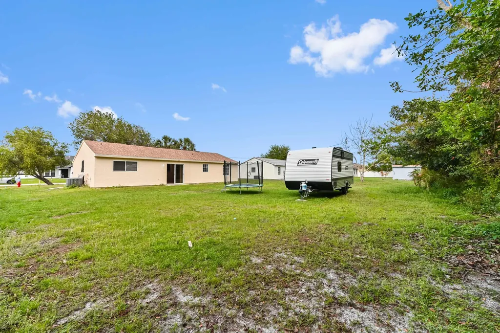2441 SE University Terrace Port St Lucie FL 34952