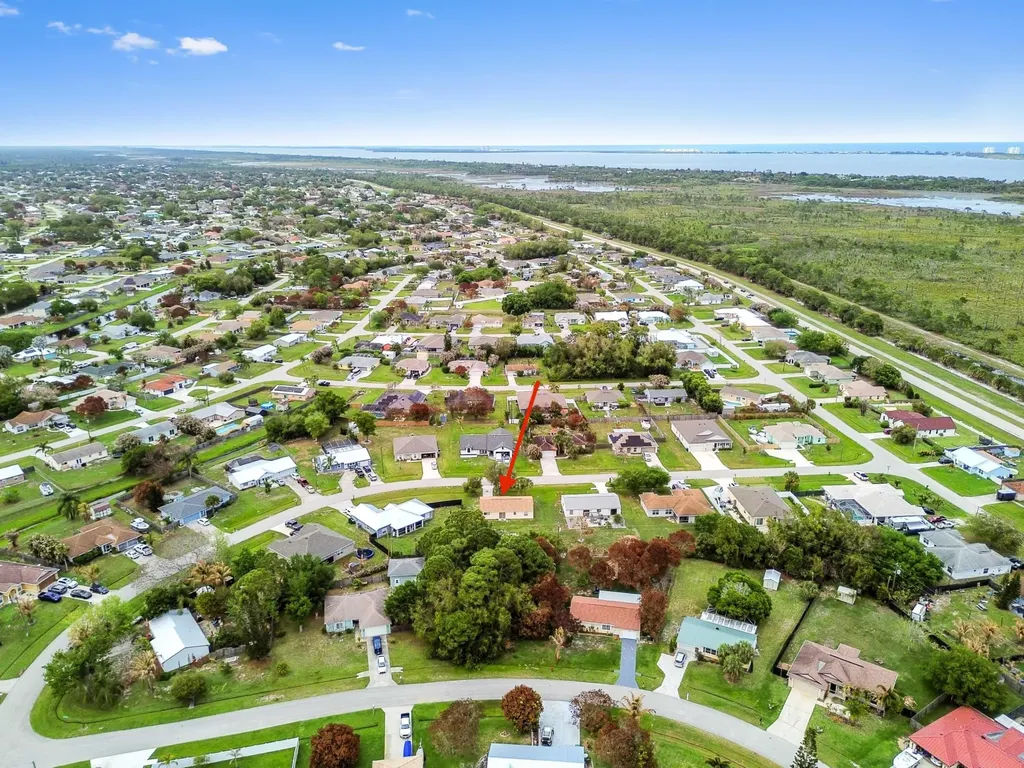 2441 SE University Terrace Port St Lucie FL 34952