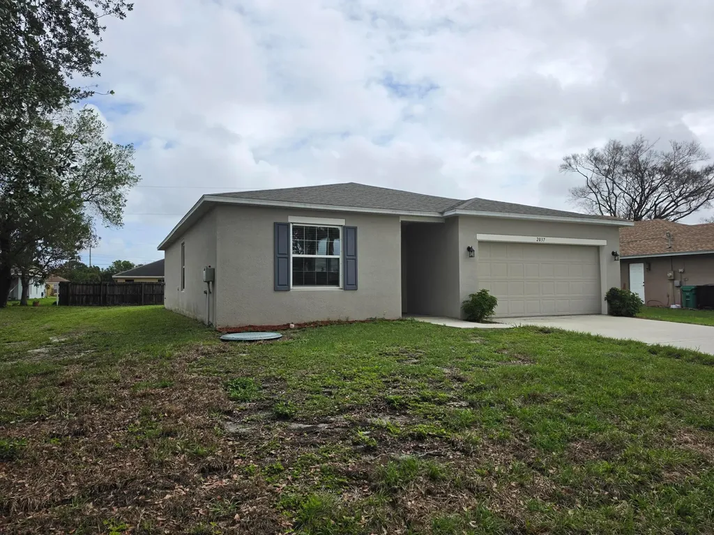 2037 SW Mcallister Lane Port St Lucie FL 34953