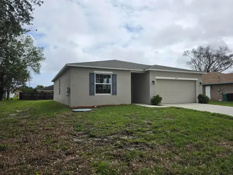 2037 SW Mcallister Lane Port St Lucie FL 34953
