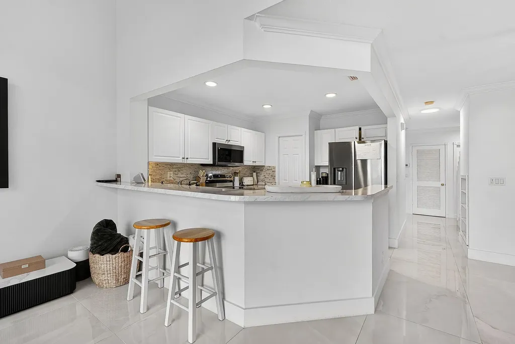 10123 N Military Trail Palm Beach Gardens FL 33410