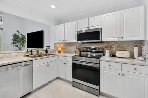 10123 N Military Trail Palm Beach Gardens FL 33410