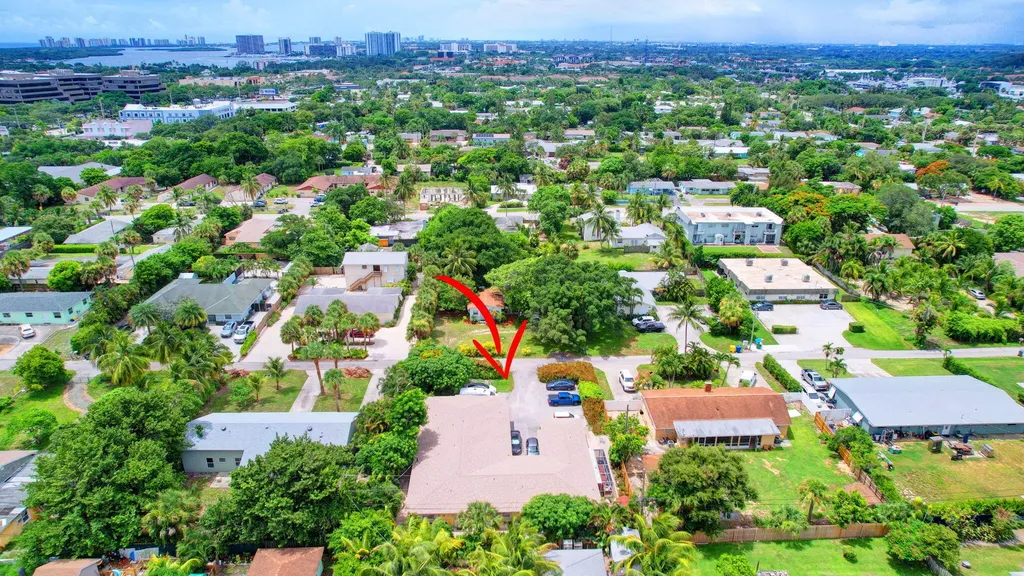 1853 Service Road North Palm Beach FL 33408