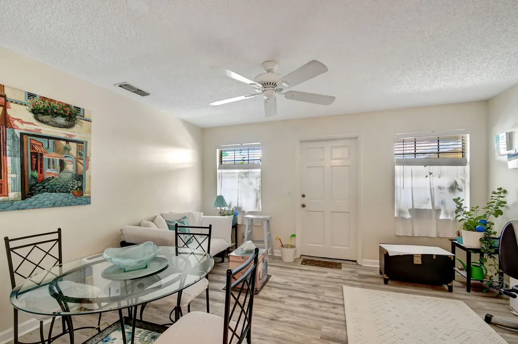 1853 Service Road North Palm Beach FL 33408