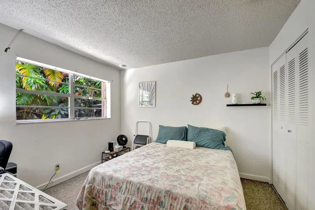 1853 Service Road North Palm Beach FL 33408
