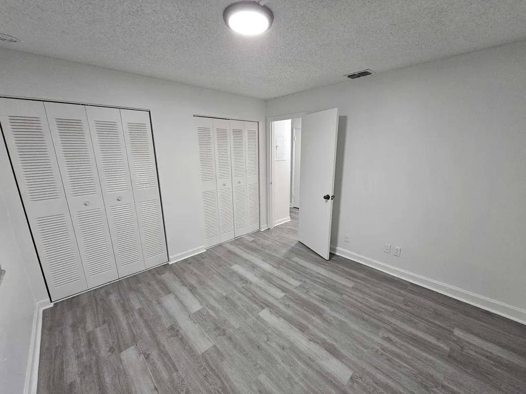 1853 Service Road North Palm Beach FL 33408