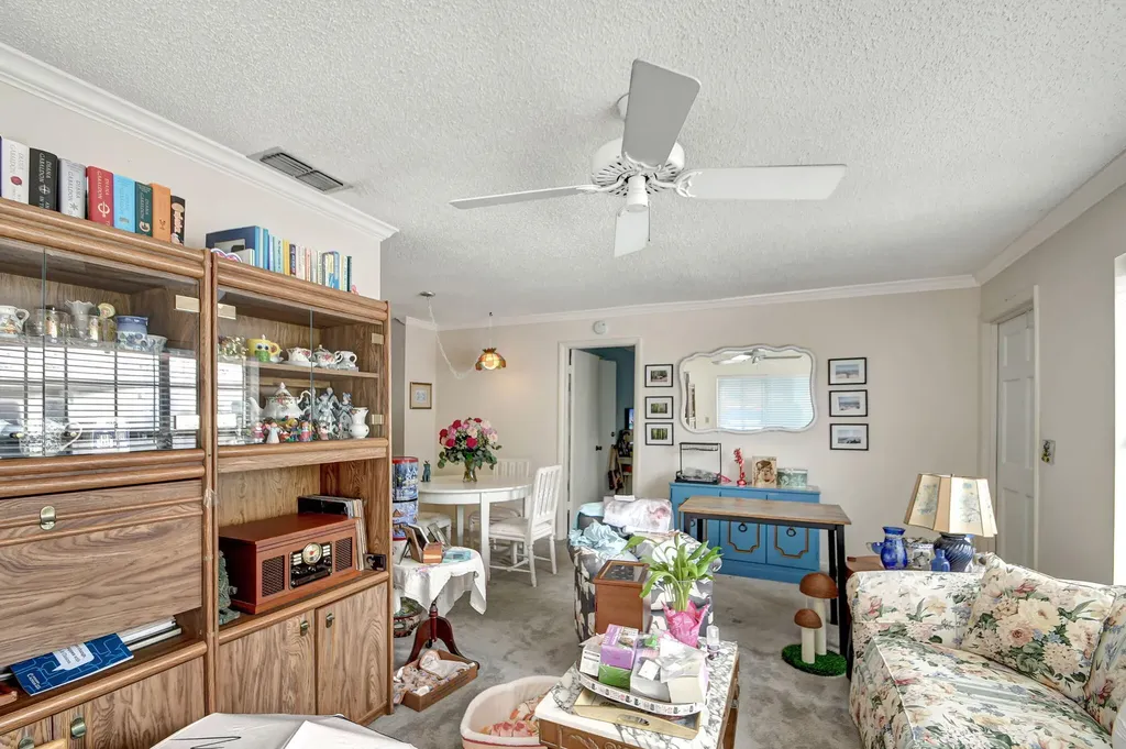 1853 Service Road North Palm Beach FL 33408