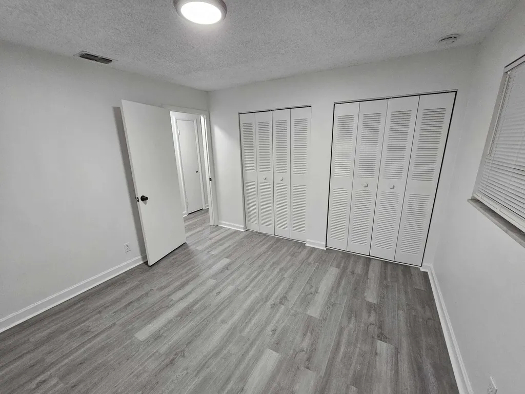 1853 Service Road North Palm Beach FL 33408