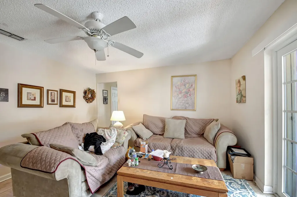 1853 Service Road North Palm Beach FL 33408