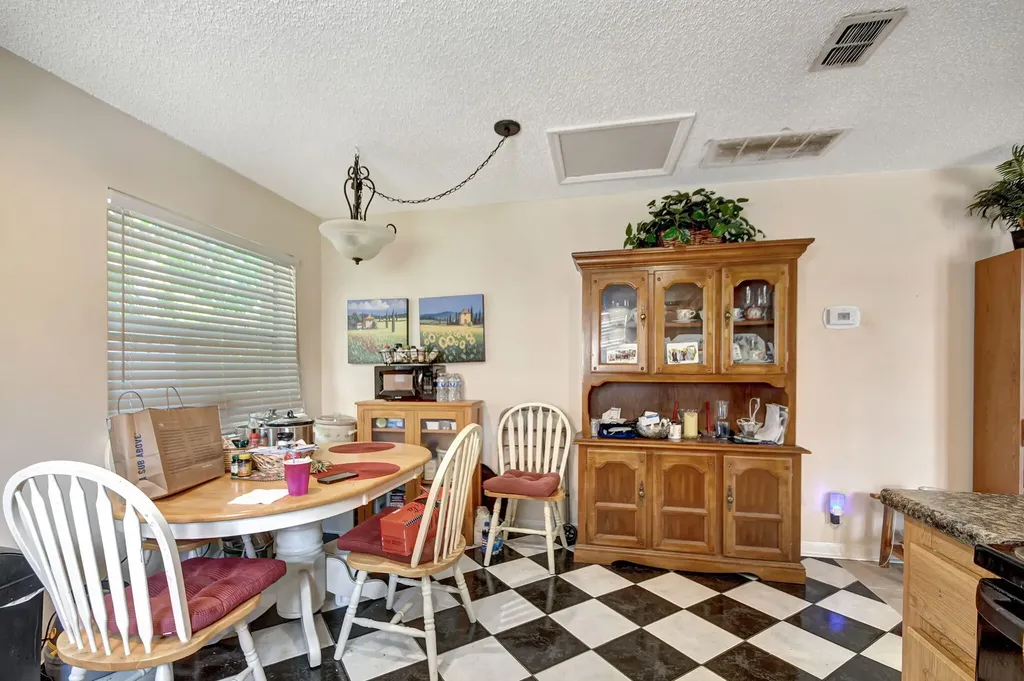 1853 Service Road North Palm Beach FL 33408