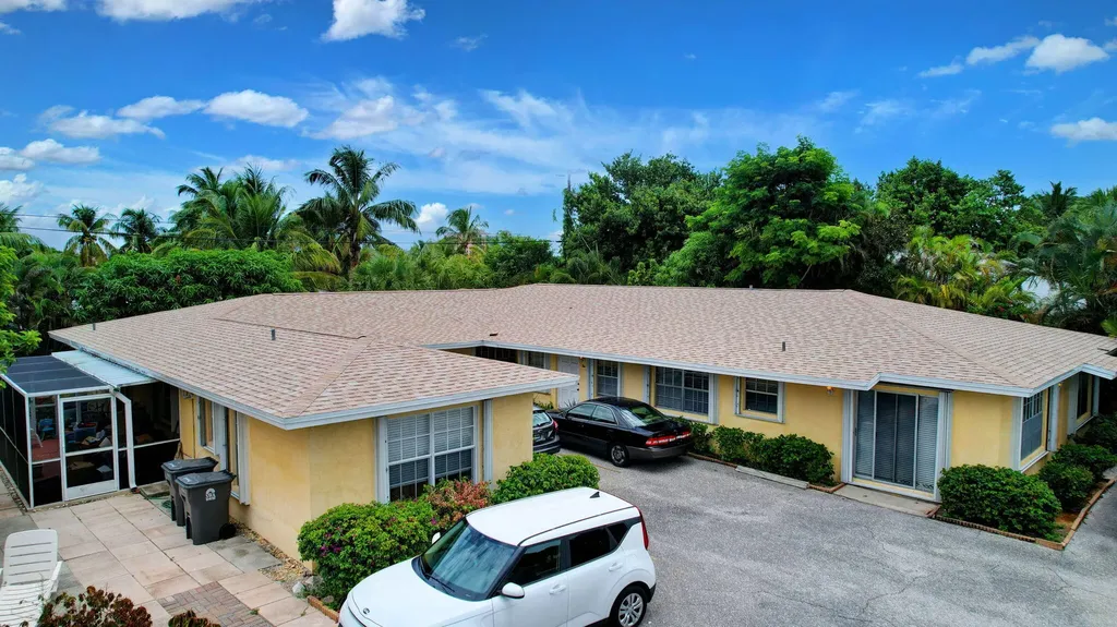 1853 Service Road North Palm Beach FL 33408