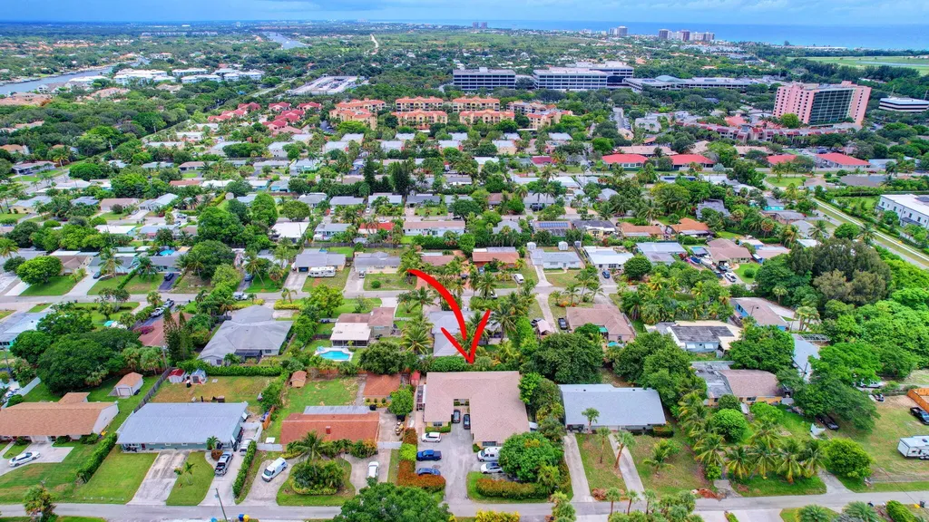 1853 Service Road North Palm Beach FL 33408