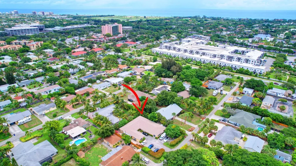 1853 Service Road North Palm Beach FL 33408