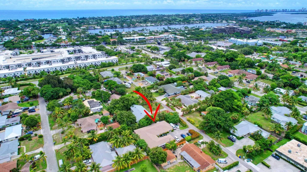 1853 Service Road North Palm Beach FL 33408
