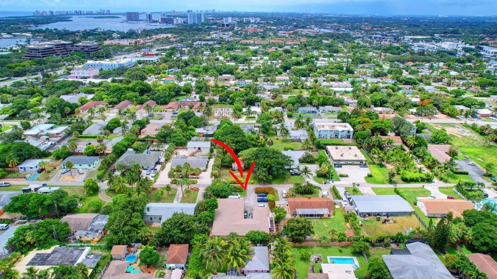 1853 Service Road North Palm Beach FL 33408