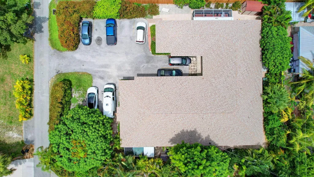 1853 Service Road North Palm Beach FL 33408