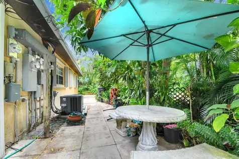 1853 Service Road North Palm Beach FL 33408