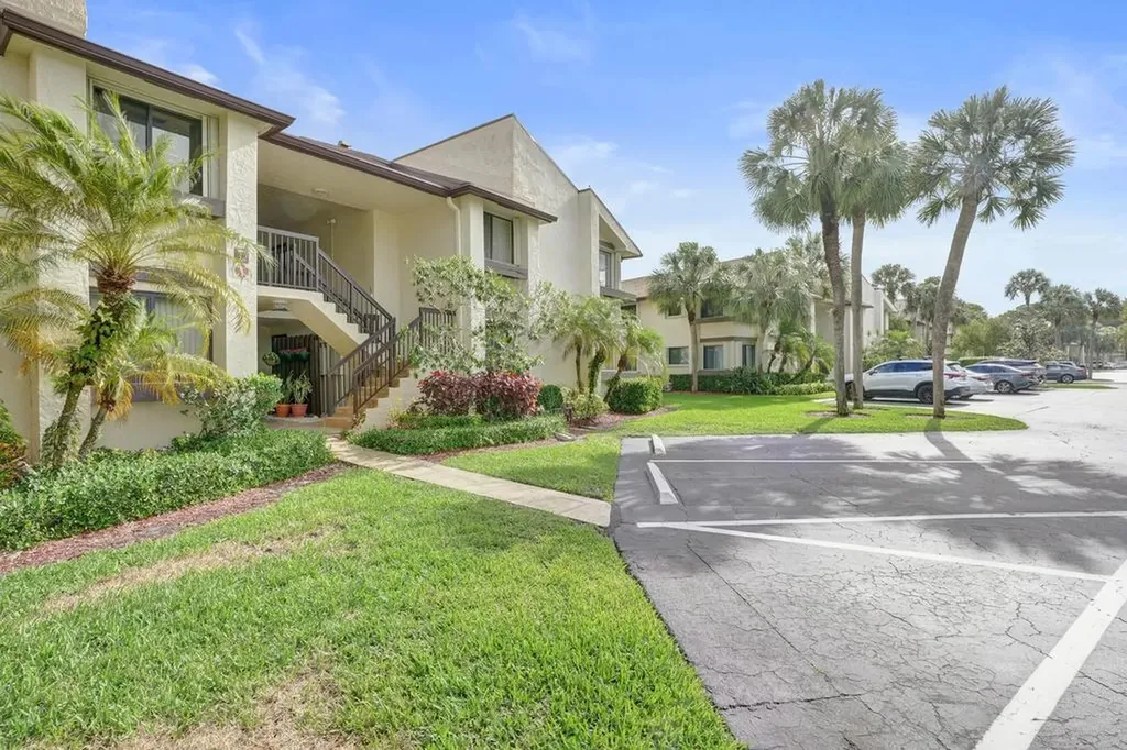 9361 SW 23rd Street Davie FL 33324