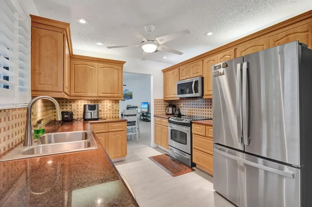 9361 SW 23rd Street Davie FL 33324