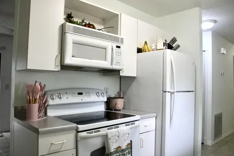 2533 SE Grand Drive Port St Lucie FL 34952