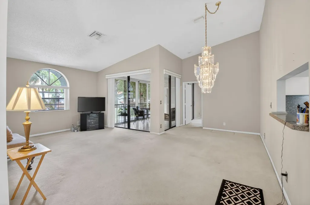 5430 Venetia Court Boynton Beach FL 33437