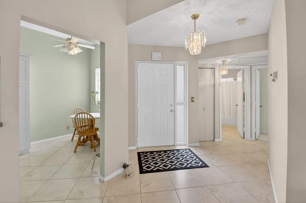 5430 Venetia Court Boynton Beach FL 33437