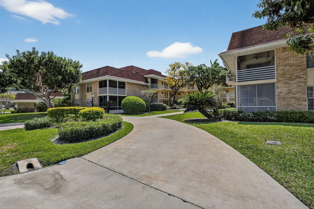 5510 Tamberlane Circle Palm Beach Gardens FL 33418