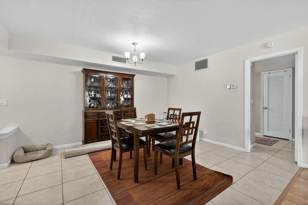 5510 Tamberlane Circle Palm Beach Gardens FL 33418