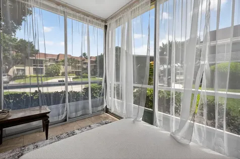 5510 Tamberlane Circle Palm Beach Gardens FL 33418