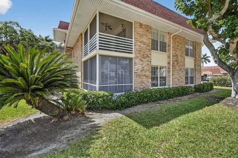 5510 Tamberlane Circle Palm Beach Gardens FL 33418