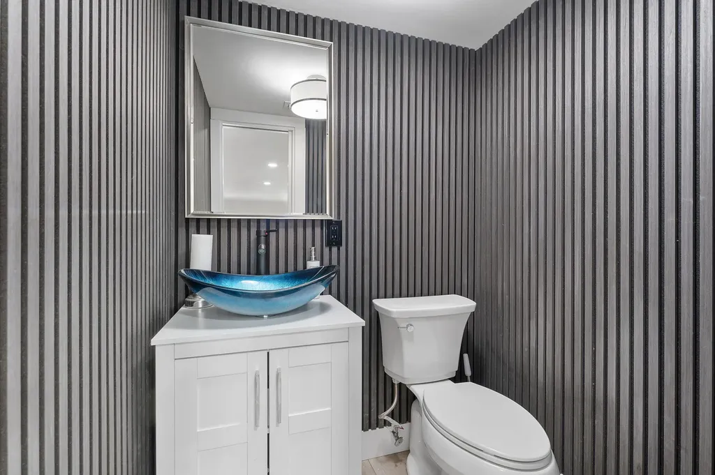 126 Harbor Circle Delray Beach FL 33483