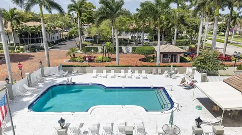 126 Harbor Circle Delray Beach FL 33483