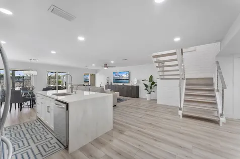 126 Harbor Circle Delray Beach FL 33483