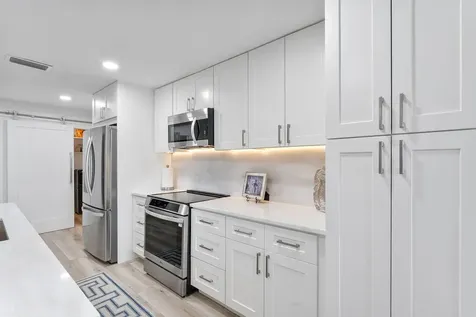 126 Harbor Circle Delray Beach FL 33483