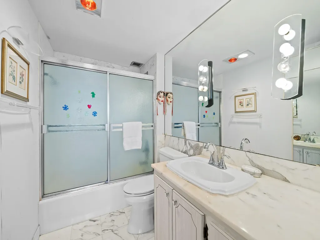 2500 E Las Olas Boulevard Fort Lauderdale FL 33301