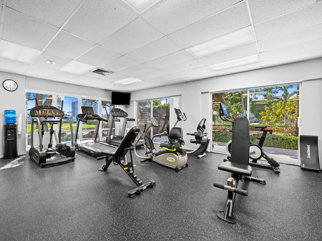 2500 E Las Olas Boulevard Fort Lauderdale FL 33301