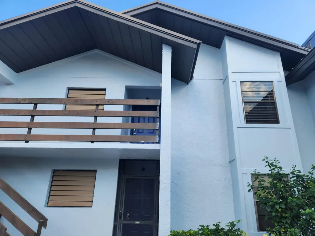 1811 SW Palm City Road Stuart FL 34994