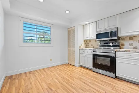 1811 SW Palm City Road Stuart FL 34994