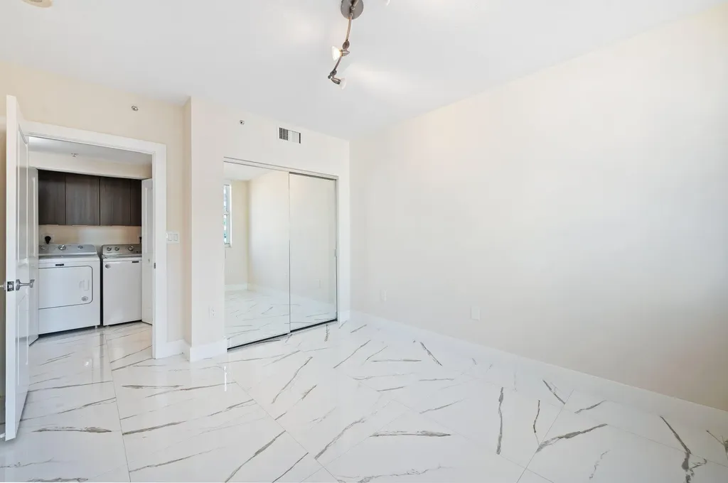 347 N New River Drive E Fort Lauderdale FL 33301